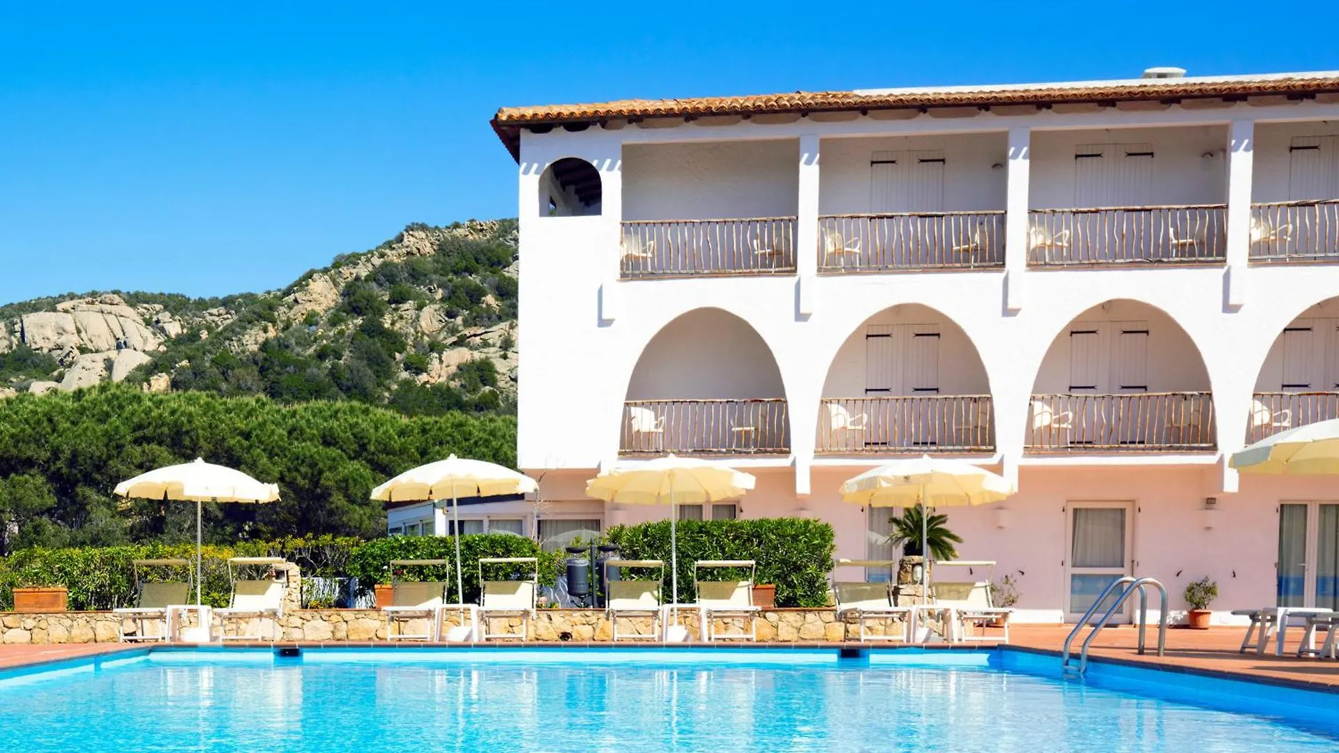 Hotiday Room Collection - Baja Sardinia Hotel